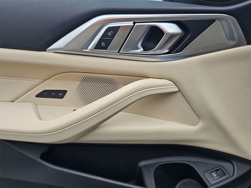 Used 2026 BMW 430i Coupe w/ Convenience Package image 16