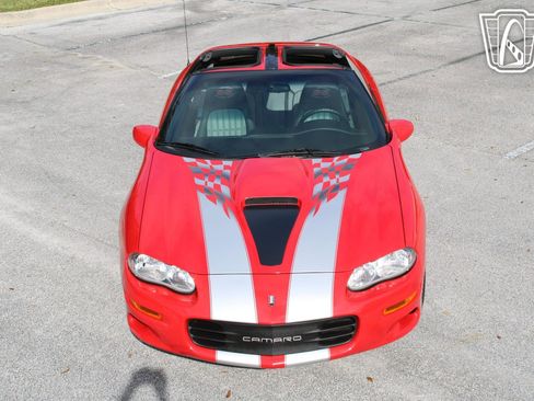 Used 2002 Chevrolet Camaro Z28 w/ SS Performance/Appearance Pkg image 39