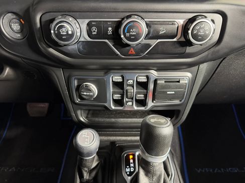 Used 2020 Jeep Wrangler Unlimited Sport S image 20