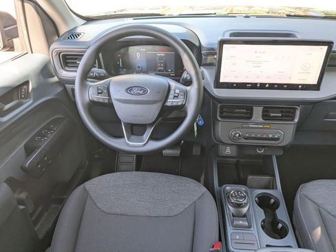 New 2025 Ford Maverick XL image 17
