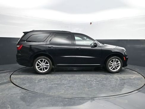 Used 2023 Dodge Durango GT image 11