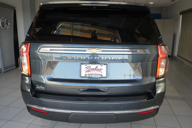 Used 2021 Chevrolet Suburban LS AWD/4WD image 8