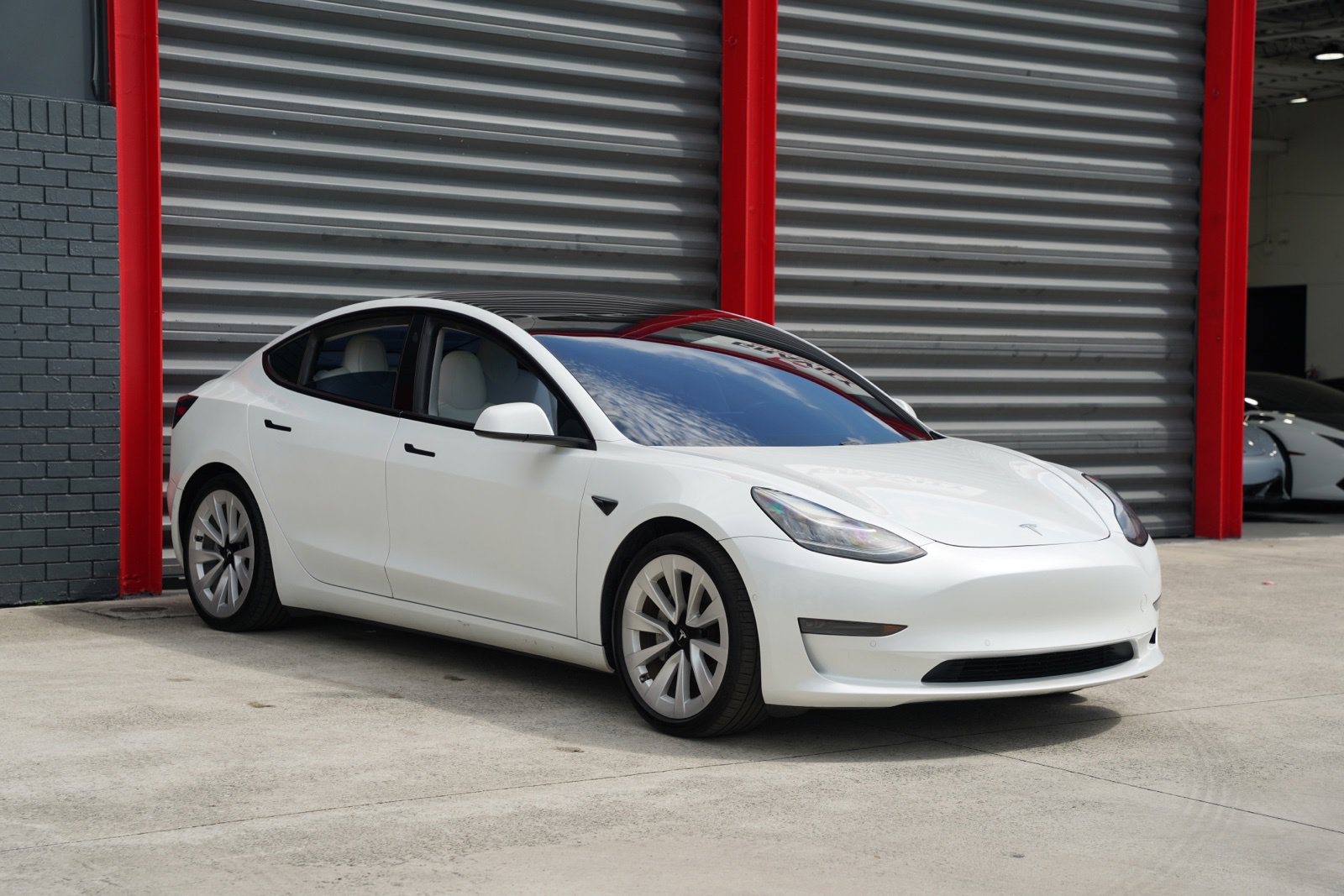 Used 2021 Tesla Model 3 Standard Range Plus RWD image 10