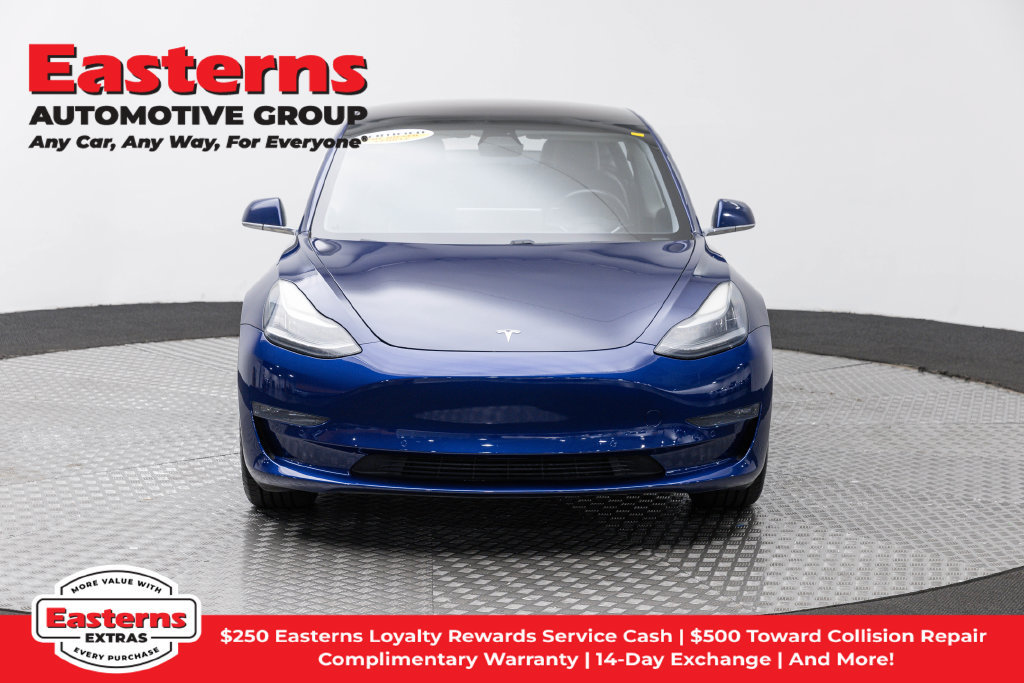 Used 2018 Tesla Model 3 Long Range RWD image 3