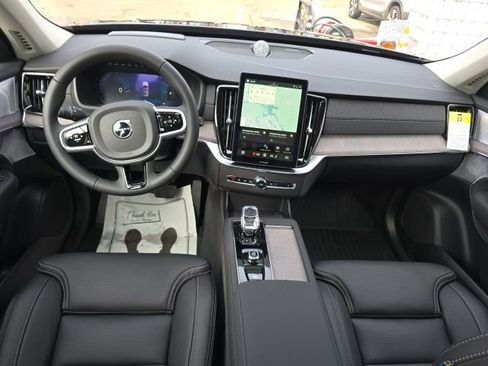 New 2026 Volvo XC90 T8 Ultra w/ Protection Package image 20