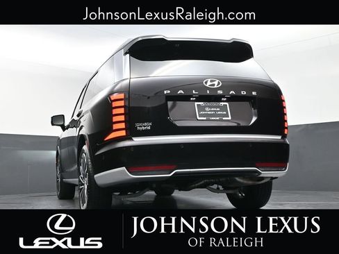 Used 2026 Hyundai Palisade Calligraphy FWD image 18