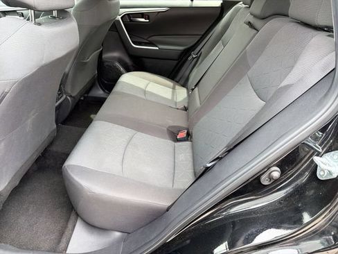 Used 2024 Toyota RAV4 XLE FWD image 25