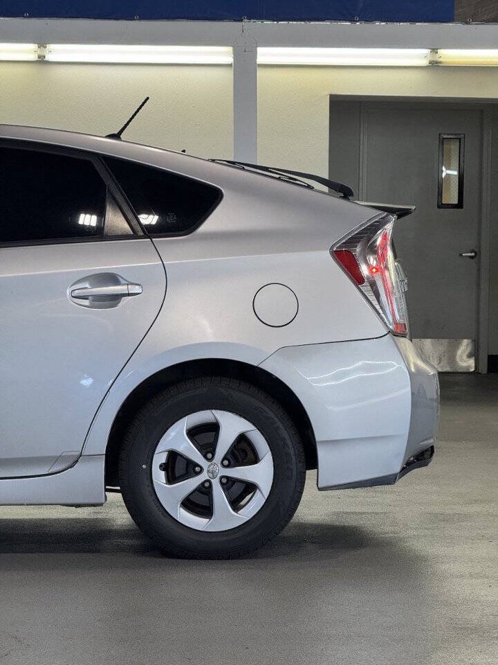Used 2014 Toyota Prius Two FWD image 14