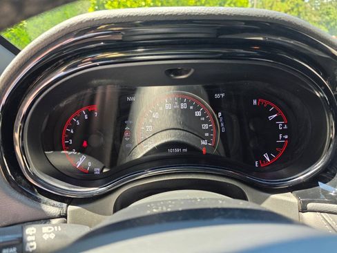 Used 2022 Dodge Durango GT w/ Blacktop Package AWD/4WD image 17