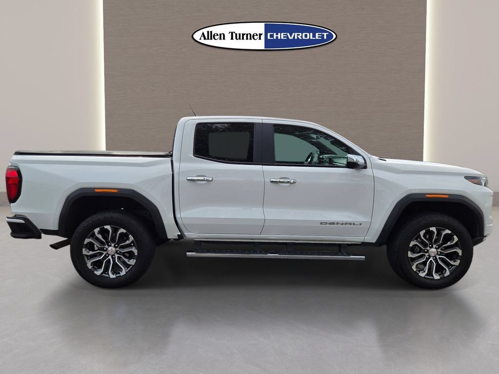 Used 2024 GMC Canyon Denali AWD/4WD image 5