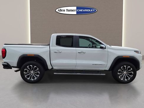 Used 2024 GMC Canyon Denali AWD/4WD image 5