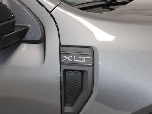 New 2026 Ford Maverick XLT w/ XLT Luxury Package image 11