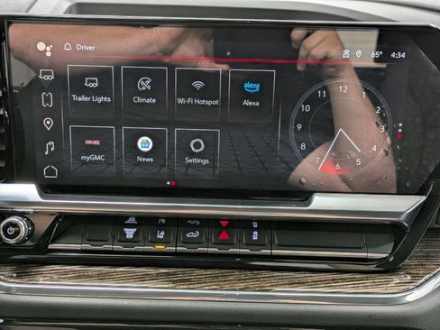 Used 2024 GMC Sierra 3500 SLE w/ SLE Value Package image 31