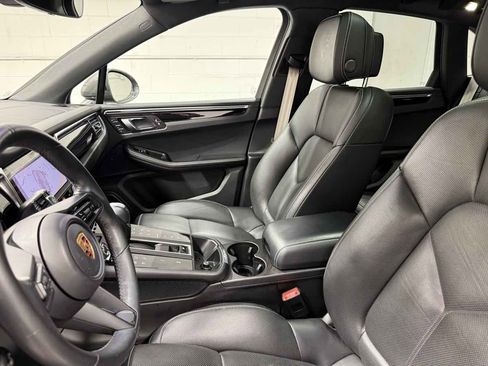 Used 2024 Porsche Macan Turbo w/ Premium Plus Package image 15