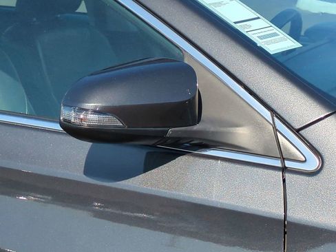 Used 2015 Toyota Avalon XLE Touring image 11