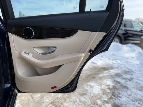 Used 2016 Mercedes-Benz GLC 300 4MATIC image 19