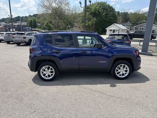 Used 2021 Jeep Renegade Sport w/ Sport Appearance Group AWD/4WD video 2