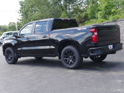 Certified 2023 Chevrolet Silverado 1500 Custom w/ Rally Edition AWD/4WD image 4