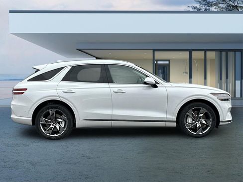 New 2025 Genesis Electrified GV70 Advanced w/ Prestige Package image 3