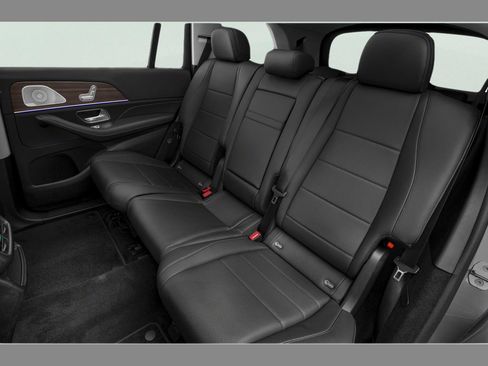 Used 2021 Mercedes-Benz GLS 450 4MATIC image 47