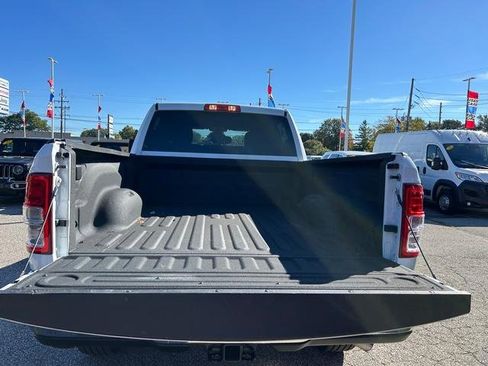 Used 2024 RAM 2500 Big Horn w/ Bed Utility Group image 26
