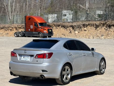 Used 2011 Lexus IS 250 w/ Premium Pkg Value Edition RWD image 6
