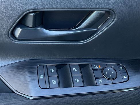New 2026 Nissan Kicks S FWD image 11