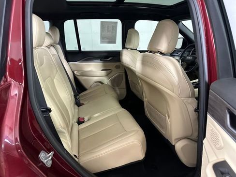 Used 2022 Jeep Grand Cherokee Limited 4xe w/ MOPAR Finishing Package AWD/4WD image 27
