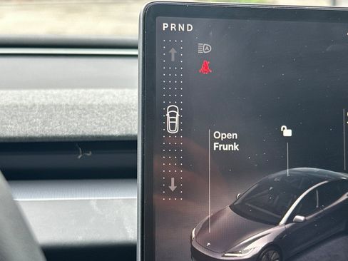 Used 2024 Tesla Model 3 Standard Range RWD image 26