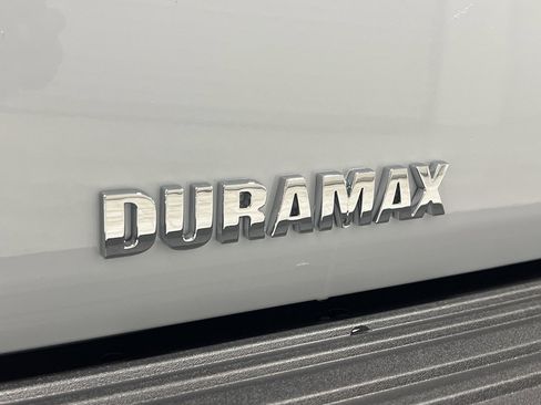 New 2026 Chevrolet Suburban High Country image 35