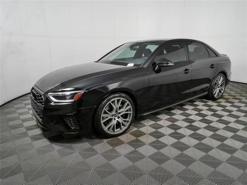 Used 2023 Audi S4 Premium Plus AWD/4WD image 2