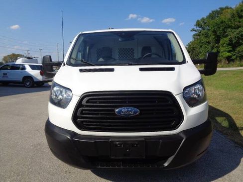 Used 2019 Ford Transit 250 130 Low Roof RWD image 10