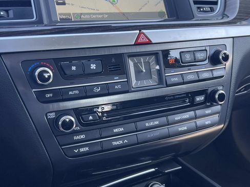 Used 2016 Hyundai Genesis 3.8 w/ Option Group 02 image 16