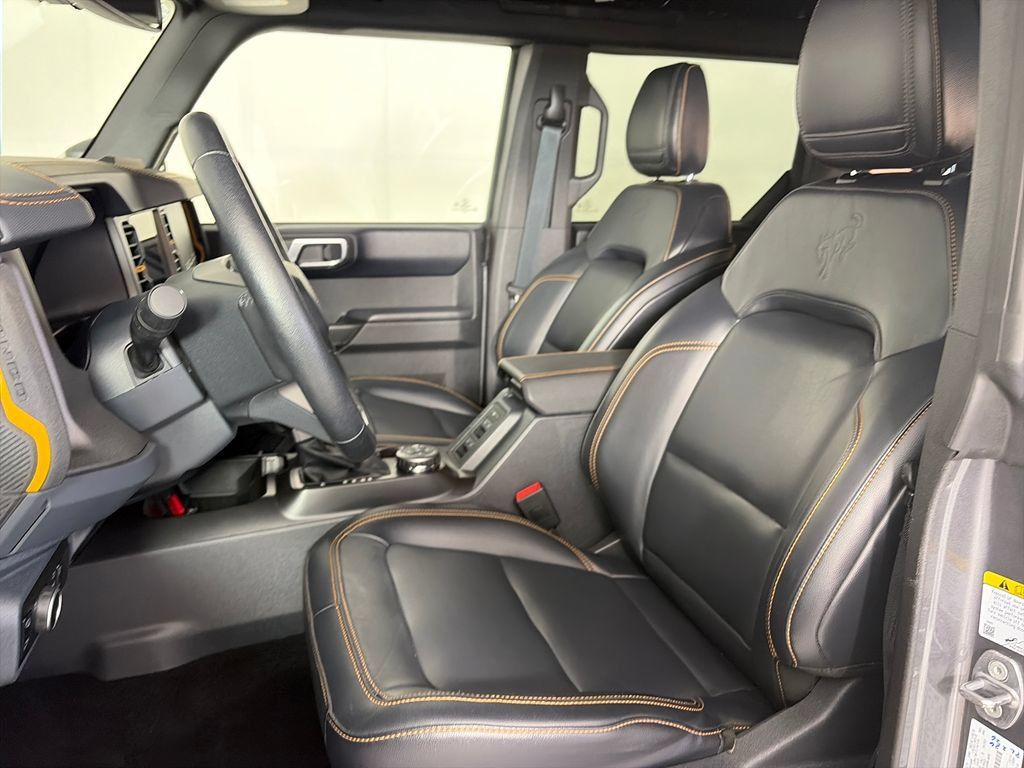 Certified 2024 Ford Bronco Badlands AWD/4WD image 11