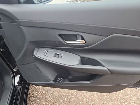 New 2026 Nissan Sentra SV w/ SV Convenience Package FWD image 23