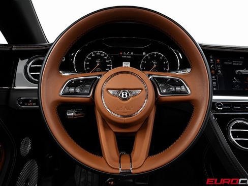 Used 2022 Bentley Continental GT image 26
