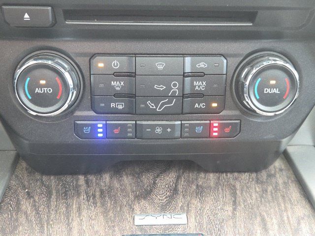 Used 2017 Ford F350 Lariat w/ Lariat Ultimate Package AWD/4WD image 31