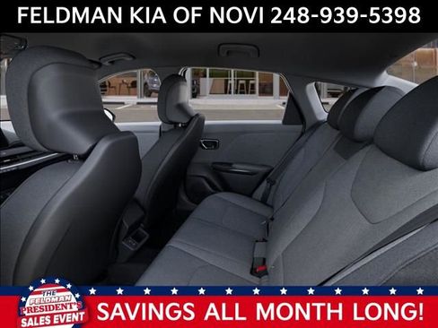 New 2025 Kia K4 LX image 18