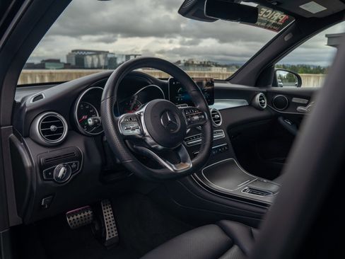 Certified 2022 Mercedes-Benz GLC 300 4MATIC image 16