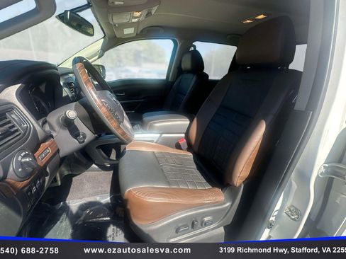 Used 2017 Nissan Titan Platinum Reserve image 16