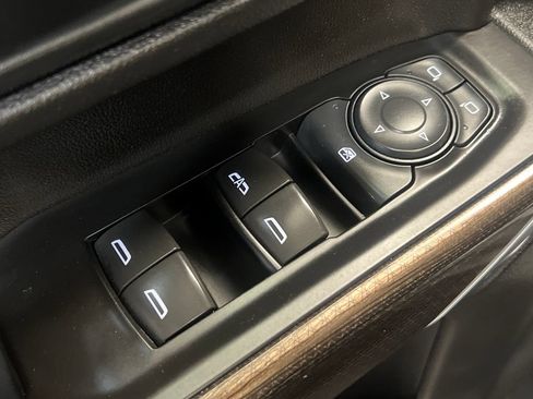 Used 2020 Chevrolet Silverado 2500 LT AWD/4WD image 32
