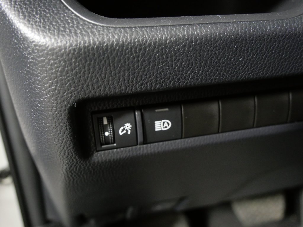Used 2024 Toyota RAV4 XLE w/ Convenience Package AWD/4WD image 18