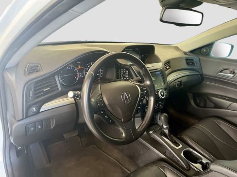 Used 2020 Acura ILX w/ Premium Package image 9