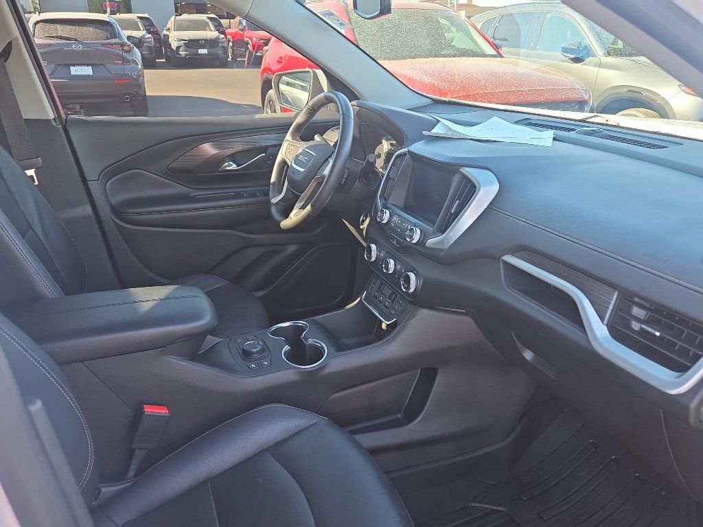 Used 2018 GMC Terrain SLT AWD/4WD image 19
