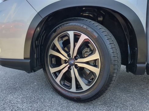 Used 2021 Subaru Forester Limited w/ Popular Package #3 image 34