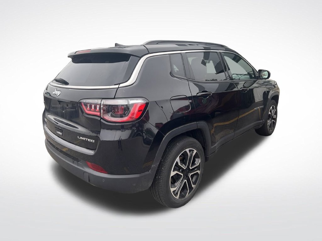 Used 2022 Jeep Compass Limited AWD/4WD image 5