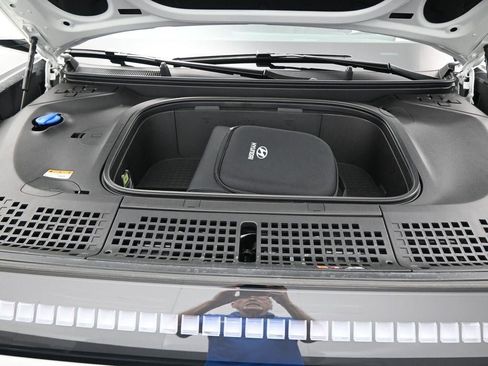 New 2026 Hyundai Ioniq 9 Limited image 46