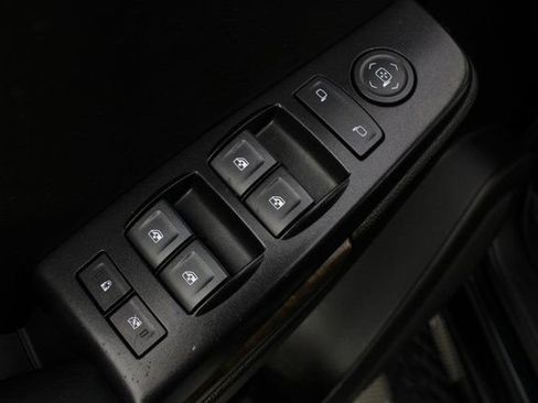 Used 2019 Chevrolet Tahoe LS image 15