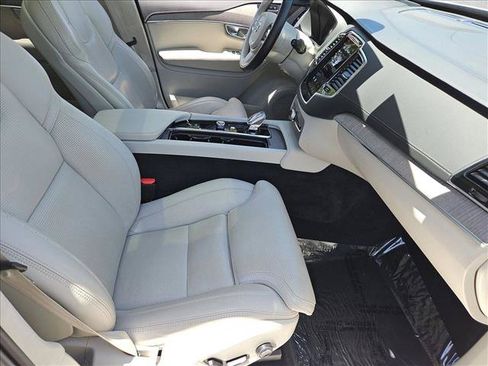 Used 2024 Volvo XC90 T8 Ultimate w/ Lounge Package AWD/4WD image 29
