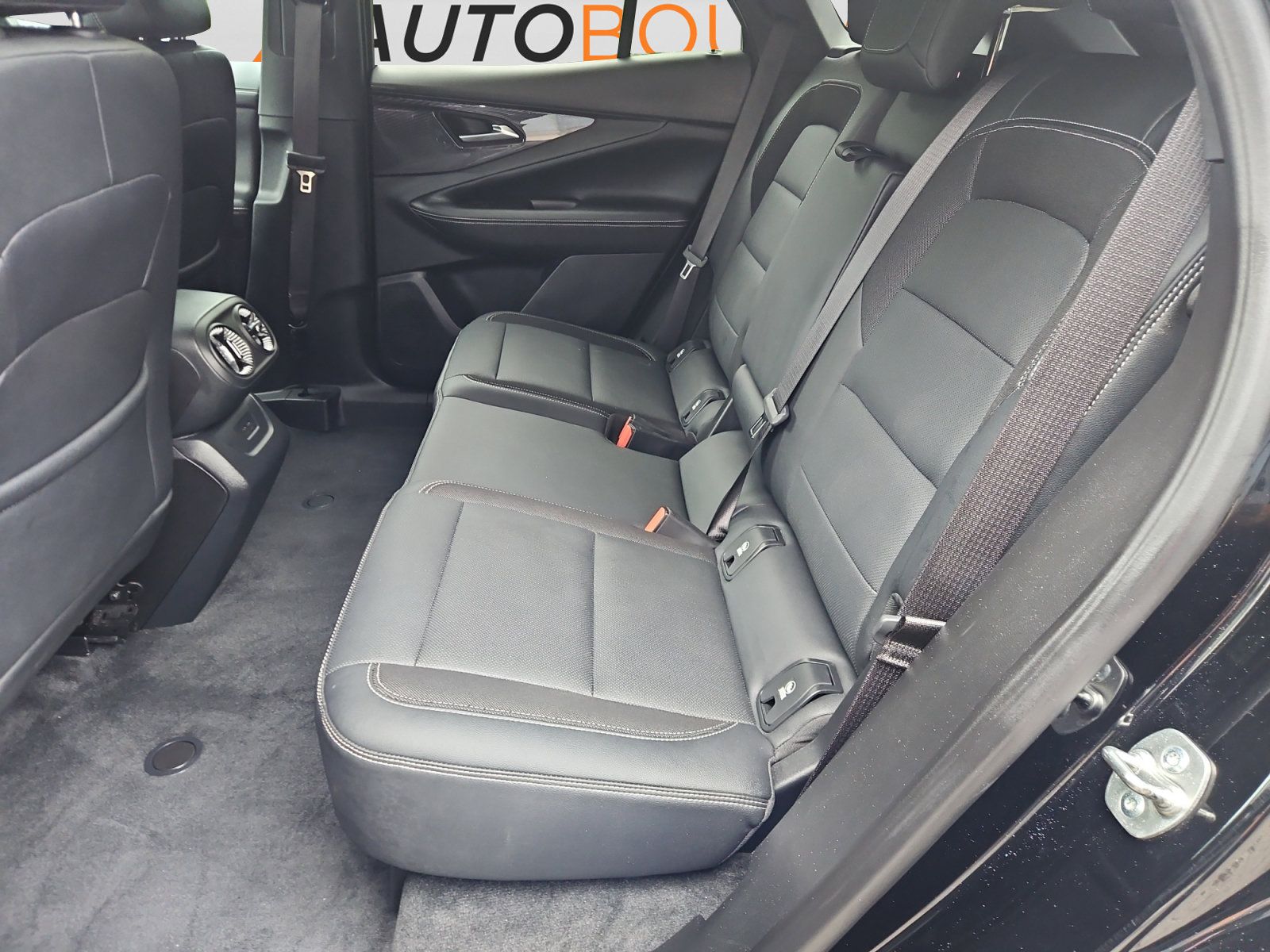 Used 2024 Chevrolet Blazer EV LT AWD/4WD image 14